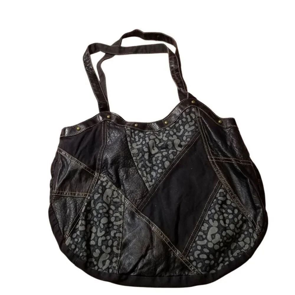 Joe Boxer purse